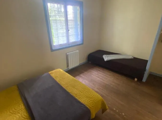 Aldeamento Turístico - En Bord De Vienne *